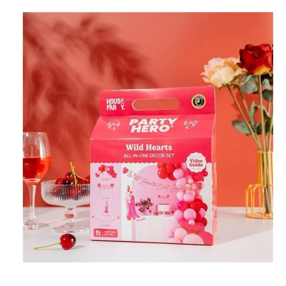 House of Party Wild Hearts Balloons Decor Kit Pink and Red 83ct